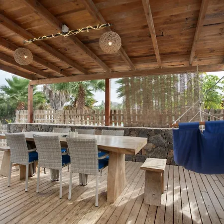 別荘 Tiki House Lajares