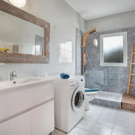 別荘 Tiki House Lajares