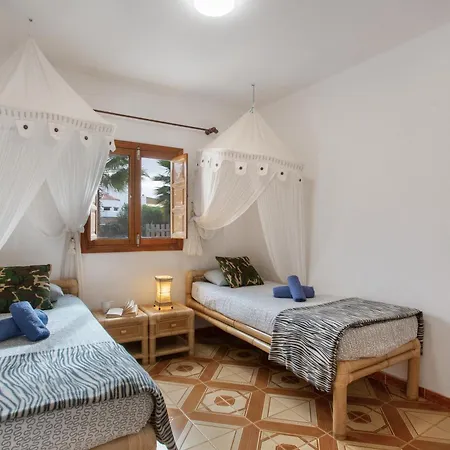 度假居 Tiki House Lajares 拉·奥利瓦