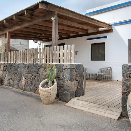 Semesterbostad Tiki House Lajares La Oliva